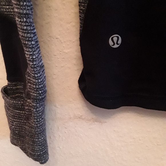 Lululemon Black Zip Up Long Sleeve Sweater - Picture 8 of 8